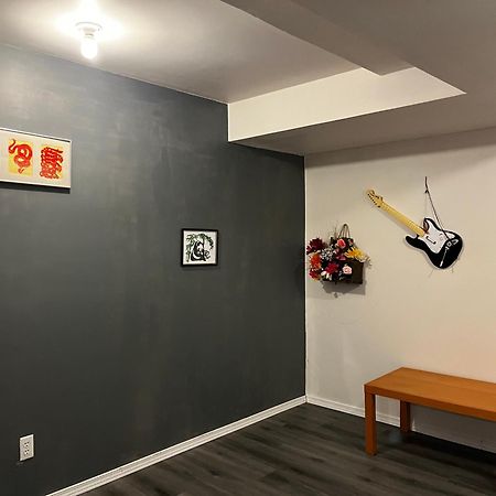 Hidden Valley New Basement Suite With Private Bathroom! YYC Exterior photo