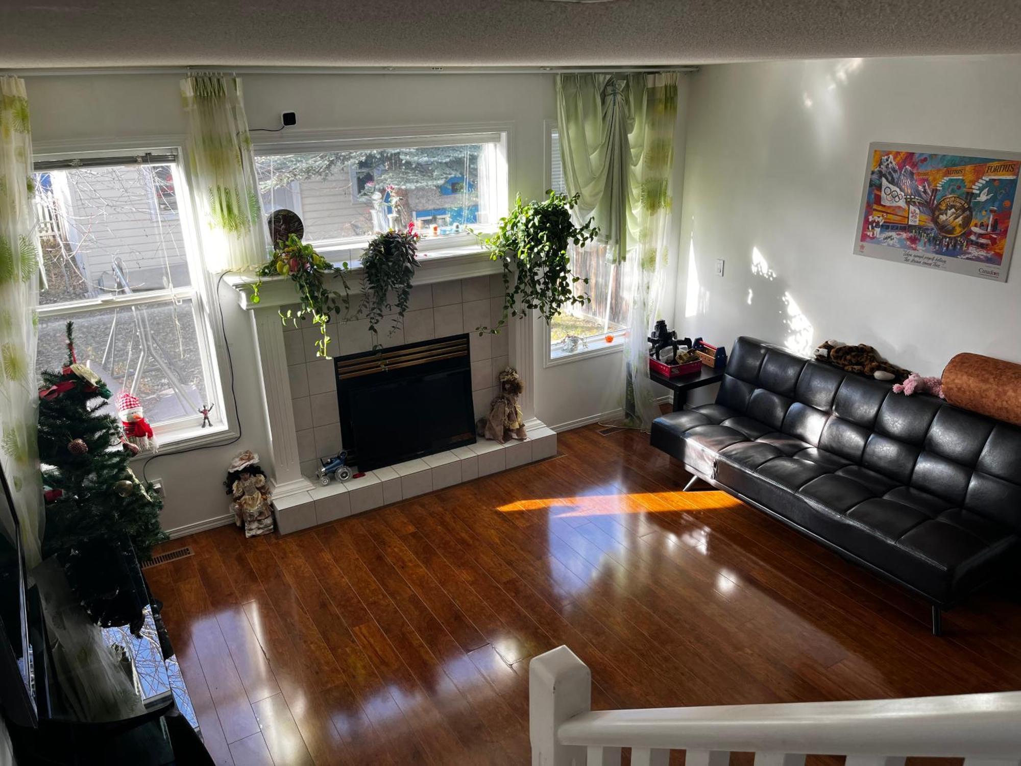 Hidden Valley New Basement Suite With Private Bathroom! YYC Exterior photo